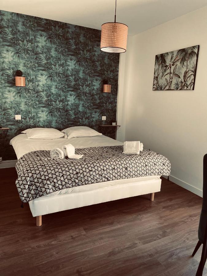 Logis Paul Massy Bed & Breakfast Meschers-sur-Gironde Exterior foto