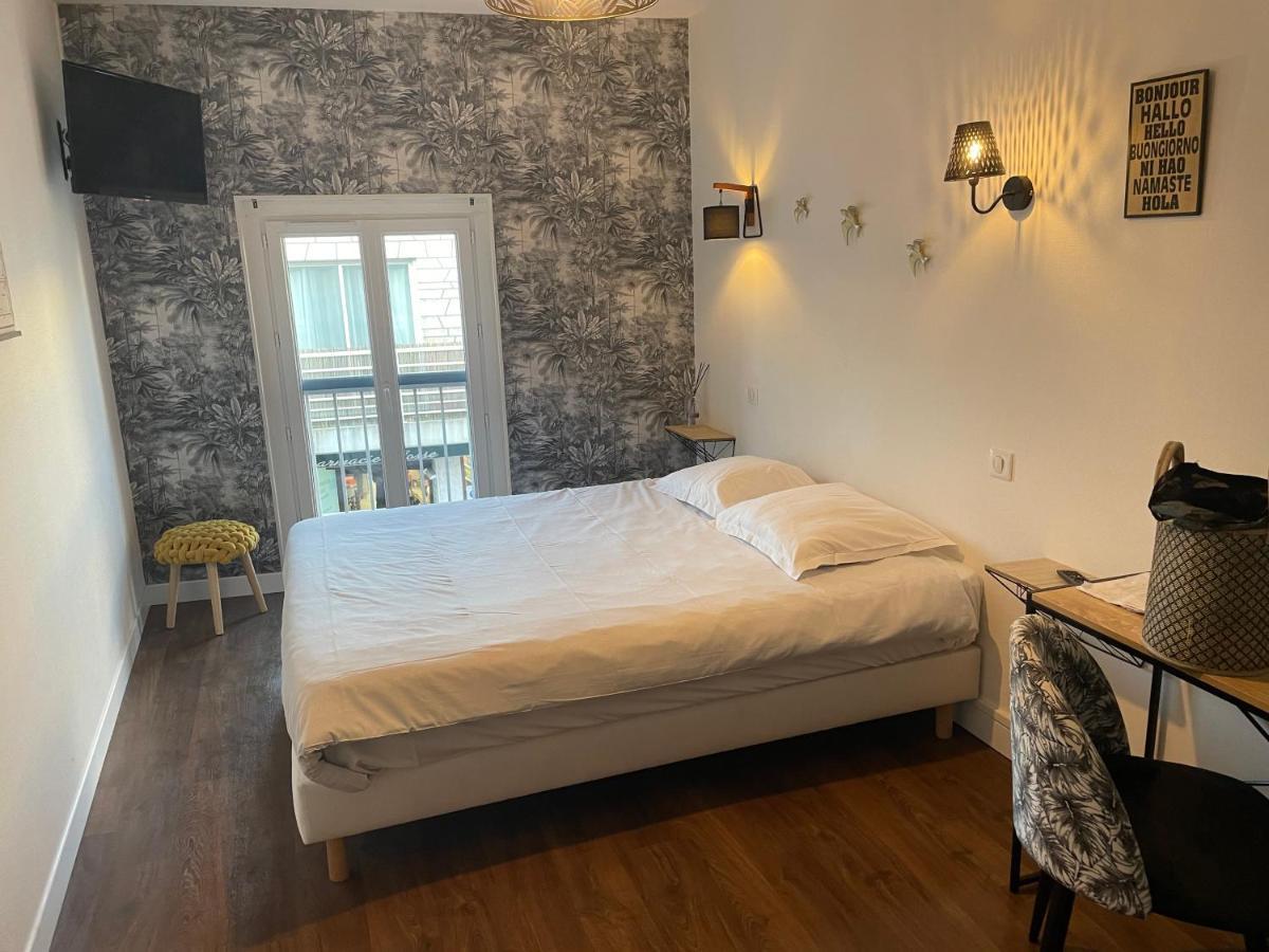 Logis Paul Massy Bed & Breakfast Meschers-sur-Gironde Exterior foto