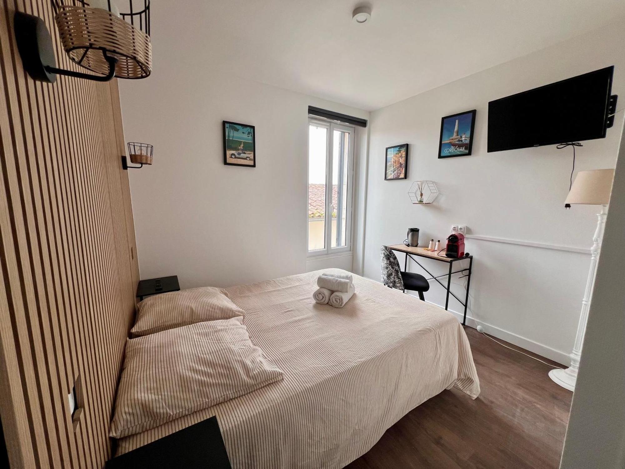 Logis Paul Massy Bed & Breakfast Meschers-sur-Gironde Exterior foto